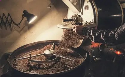 Caffè Americano (Grande) — Oatmilk