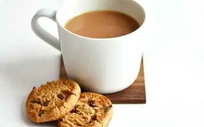 Blonde Vanilla Latte (Grande) — Decaf