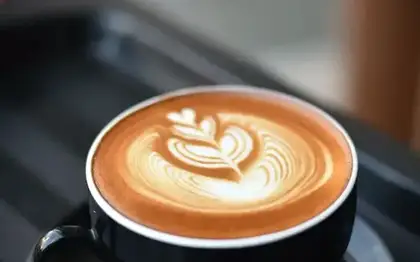 Blonde Vanilla Latte (Grande) — Oatmilk