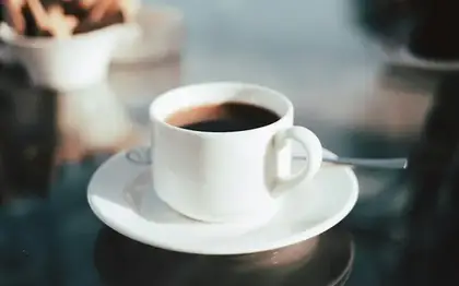 Blonde Vanilla Latte (Grande) — Sugar-Free Vanilla