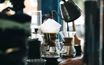 Caramel Macchiato (Grande) — Extra Shot