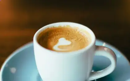 Caramel Macchiato (Grande) (Suburban Mid Estimate)