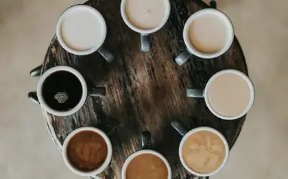 Dark Roast Brewed Coffee (Grande) — Almondmilk