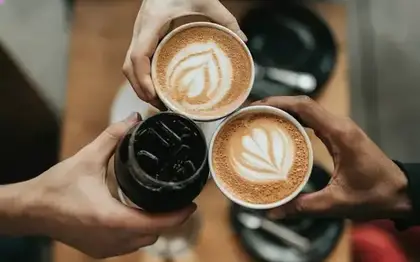Dark Roast Brewed Coffee (Grande) + Bakery Pairing Est.