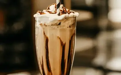 Coca-Cola (Large) + Bakery Pairing Est.