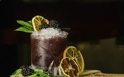 Minute Maid Lemonade (Medium) + Bakery Pairing Est.