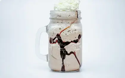 Brewed Tea (Grande) (Airport Premium Estimate)