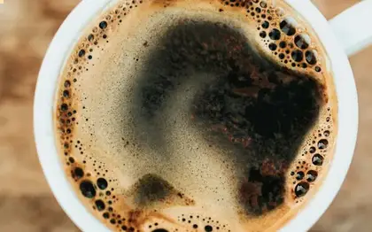 Caffè Latte (Tall) — Almondmilk