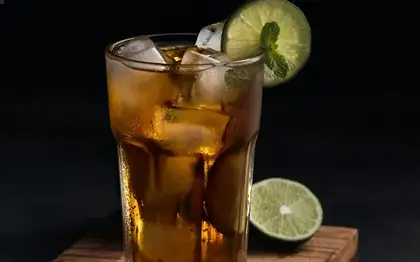 Medicine Ball Style Tea Custom (Grande) (Airport Premium Estimate)