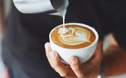 Pike Place Roast (Grande) — Oatmilk