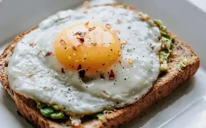 Sausage Egg & Cheddar (Value-Window Estimate)