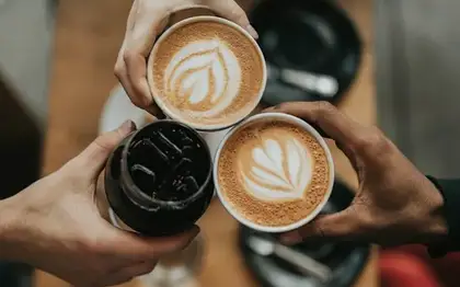 White Hot Chocolate (Grande) — Extra Shot