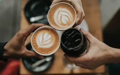 White Chocolate Mocha (Grande) + Bakery Pairing Est.
