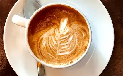 White Chocolate Mocha (Venti) + Bakery Pairing Est.